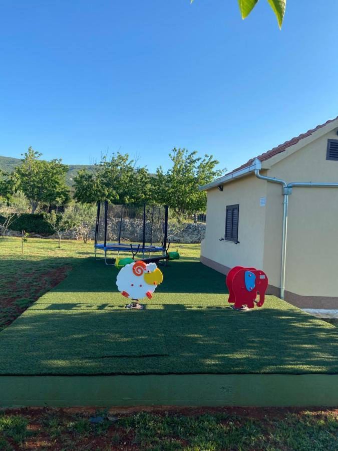 Vacation House Radosic Radosic  외부 사진