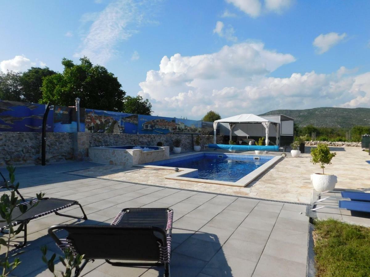 Vacation House Radosic Radosic  외부 사진