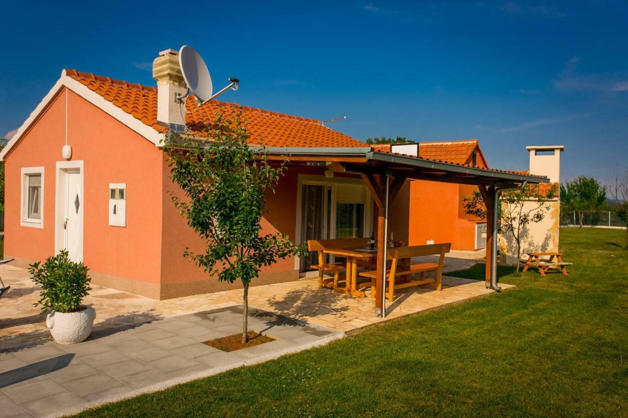 Vacation House Radosic Radosic  외부 사진